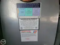 Sekoci penyelamat untuk dijual