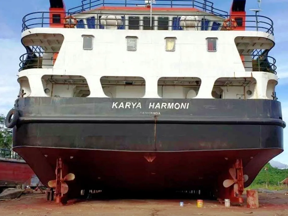 Kapal pendarat, tank untuk dijual