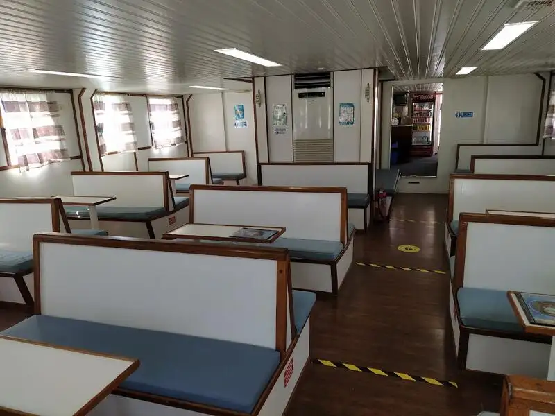 Kapal pesiar untuk dijual