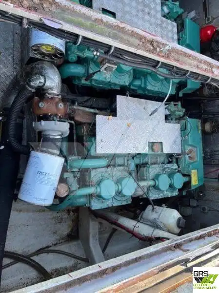 Kapal survei untuk dijual