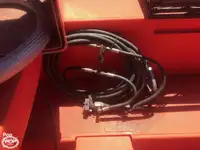 Sekoci penyelamat untuk dijual