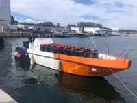 Kapal feri dijual