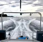 Kapal penelitian untuk dijual