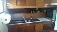 Kapal kru untuk dijual