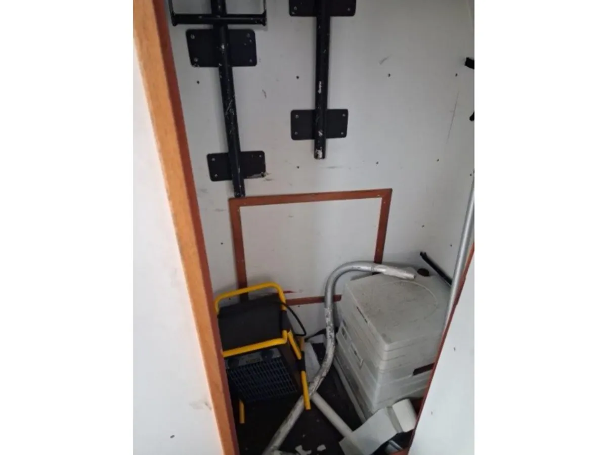 Kapal Kerja untuk dijual