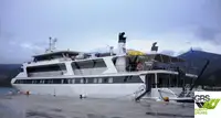Kapal pesiar untuk dijual