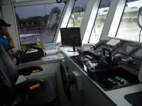 Kapal patroli untuk dijual