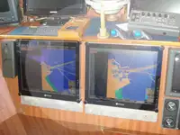 Kapal pengangkut ikan hidup untuk dijual