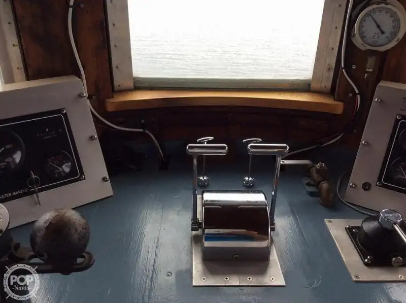 Kapal tunda untuk dijual
