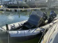 Perahu karet kaku untuk dijual