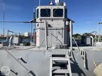 Kapal pendarat, tank untuk dijual