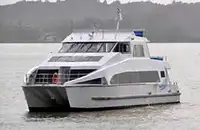Katamaran untuk dijual