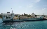 Kapal feri dijual