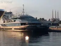 Kapal pesiar untuk dijual