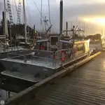 Kapal kru untuk dijual
