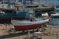 Kapal pemadam kebakaran untuk dijual