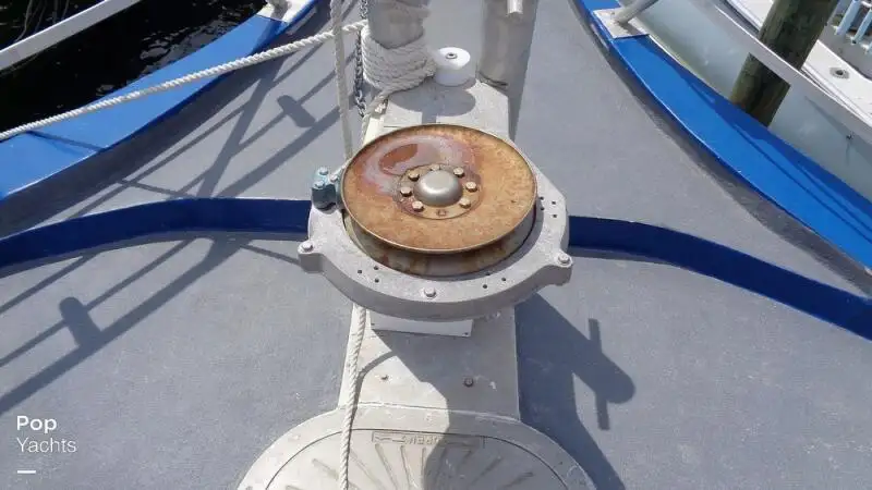 Kapal feri untuk dijual