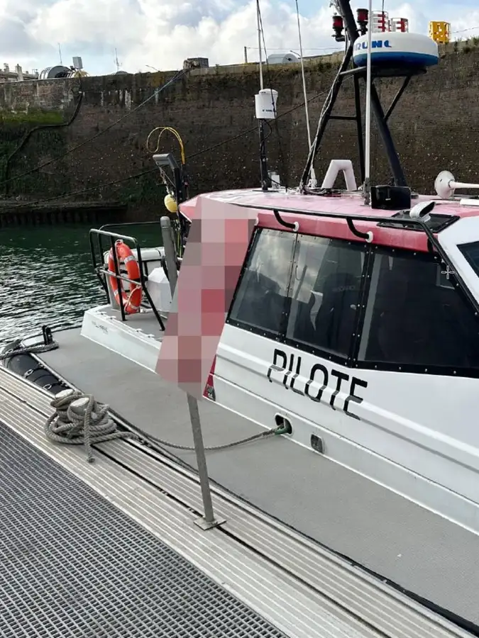 Kapal pandu untuk dijual