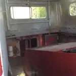 Kapal pendarat, tank untuk dijual