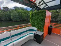 Kapal pesiar untuk dijual