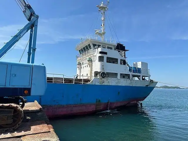 Kapal pengangkut barang curah untuk dijual