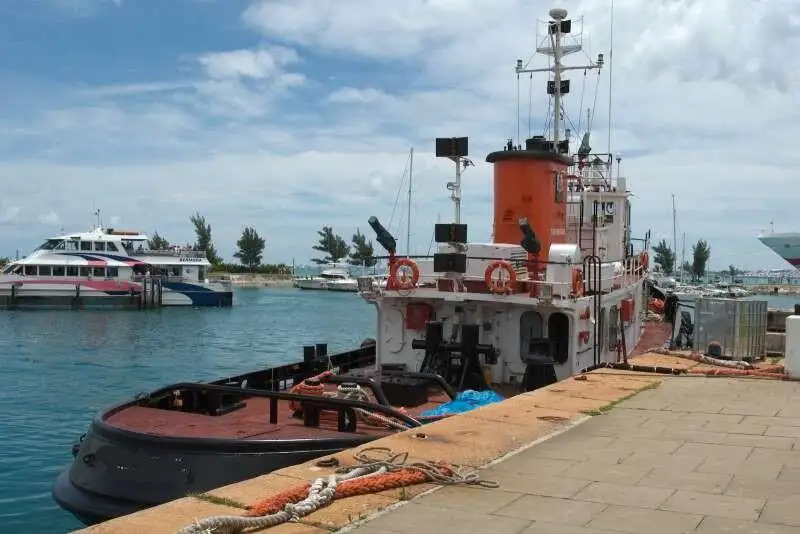 Kapal tunda untuk dijual