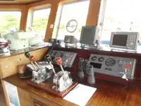 Kapal pendarat, tank untuk dijual
