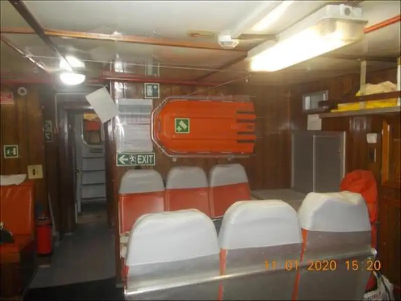 Kapal kru untuk dijual