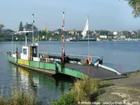 Kapal feri untuk dijual