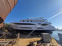 Kapal pesiar untuk dijual