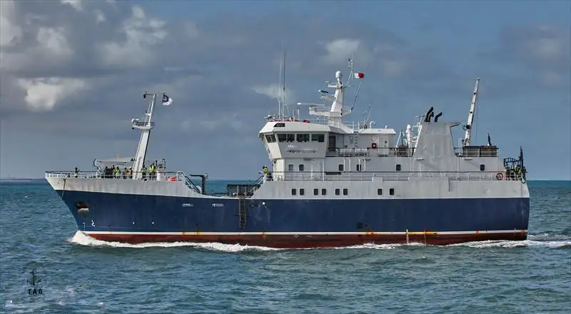 Kapal suplai platform (PSV) untuk dijual