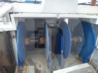 Kapal pengangkut ikan hidup untuk dijual