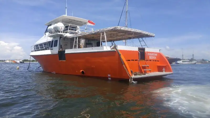 Kapal kru untuk dijual