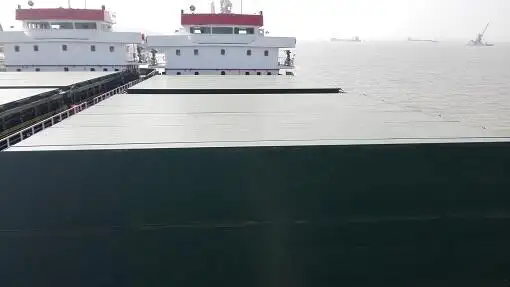 Kapal pengangkut barang curah untuk dijual