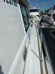 Kapal penelitian untuk dijual