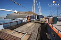 Kapal penelitian untuk dijual