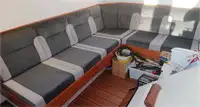 Kapal feri untuk dijual