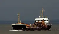 Kapal keruk untuk dijual