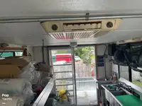Katamaran untuk dijual