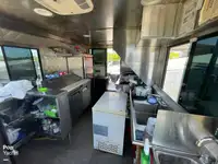 Ponton untuk dijual
