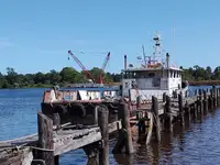 Kapal patroli untuk dijual