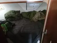 Kapal kru untuk dijual