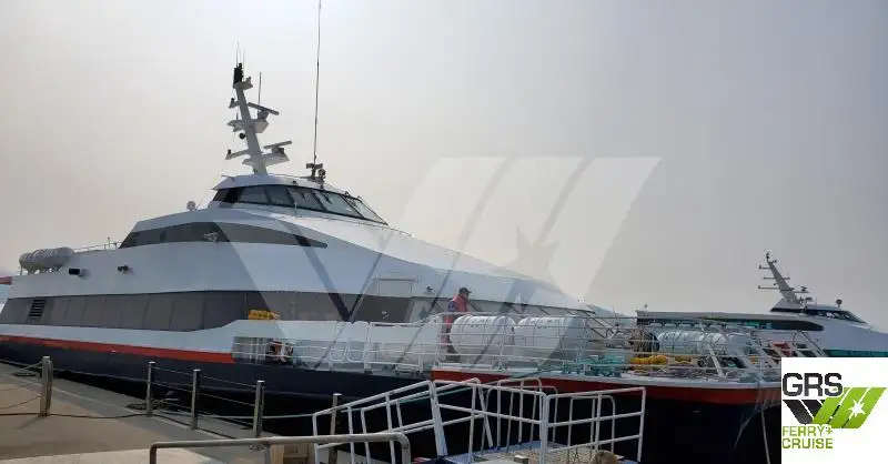 Kapal pesiar untuk dijual