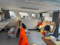 Kapal kontainer untuk dijual