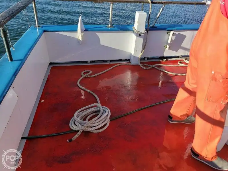 Kapal feri untuk dijual