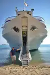 Kapal pesiar untuk dijual