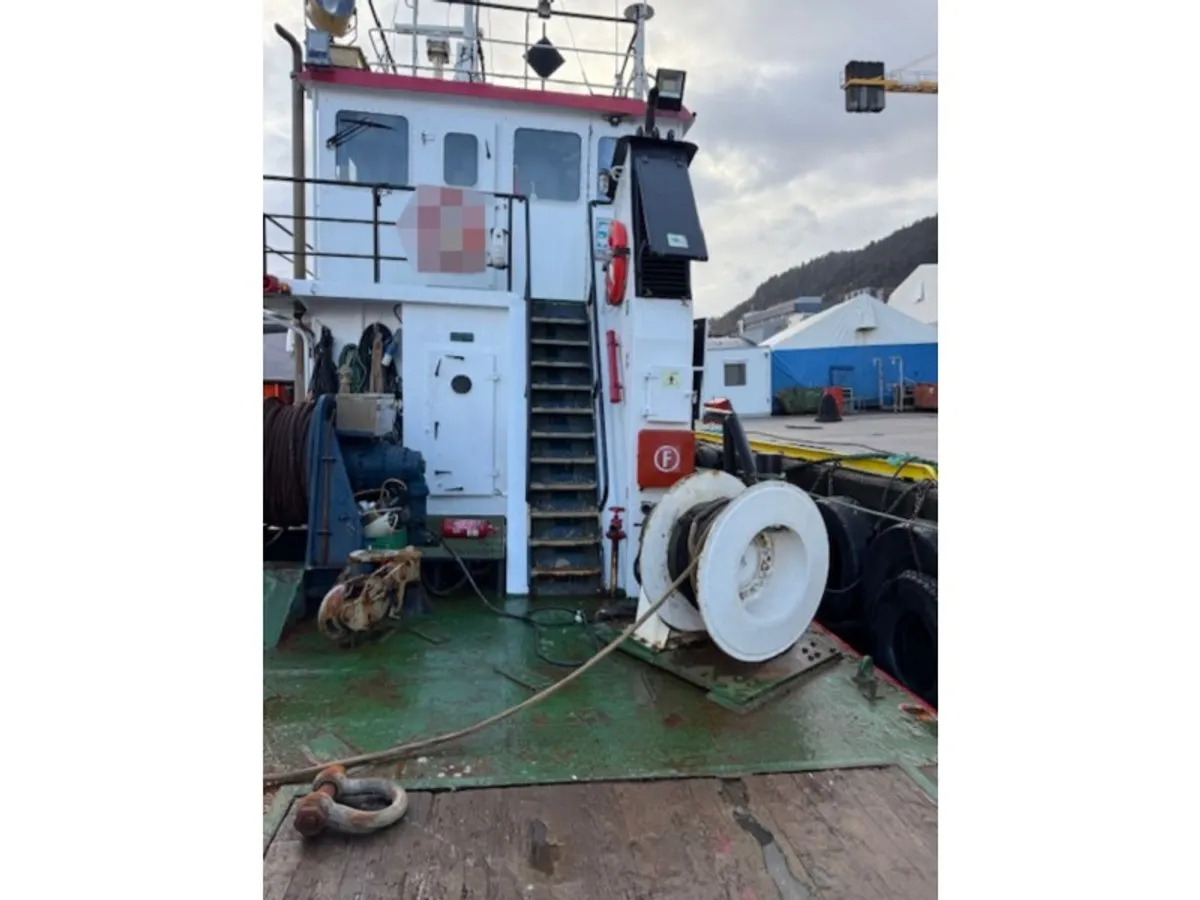 Kapal tunda untuk dijual