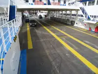 Kapal feri untuk dijual