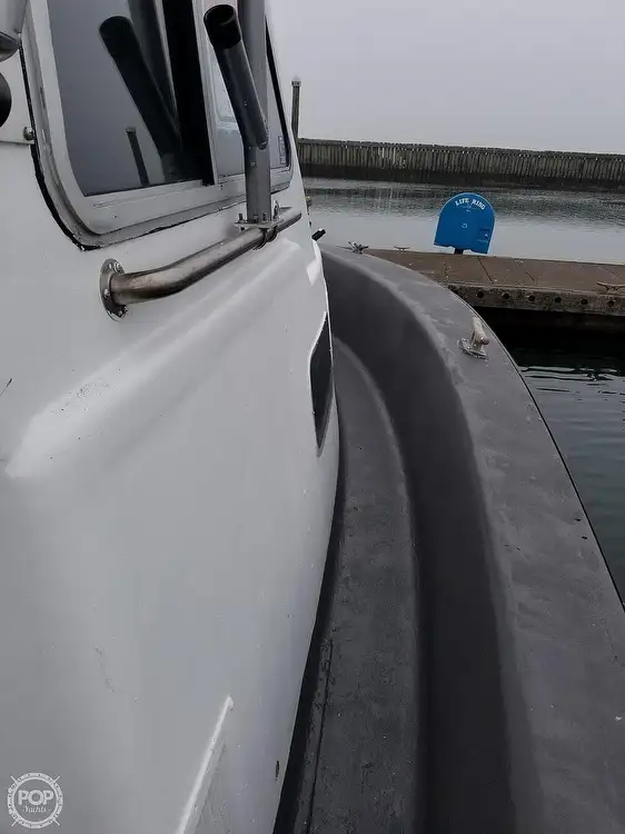 Kapal patroli untuk dijual
