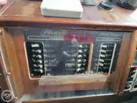 Sekoci penyelamat untuk dijual